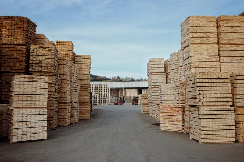 producent palet drewnianych